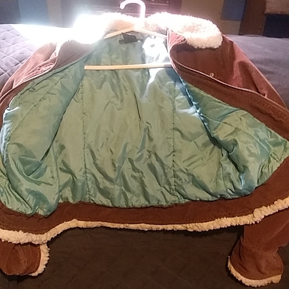 Coat size M, brown and cream - Picture 3 of 3